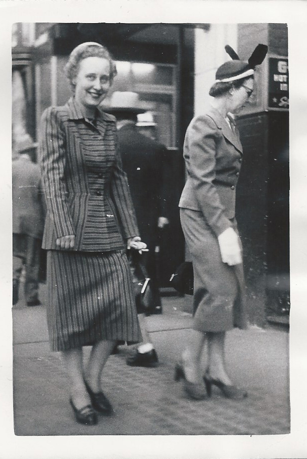 Career woman 1940s